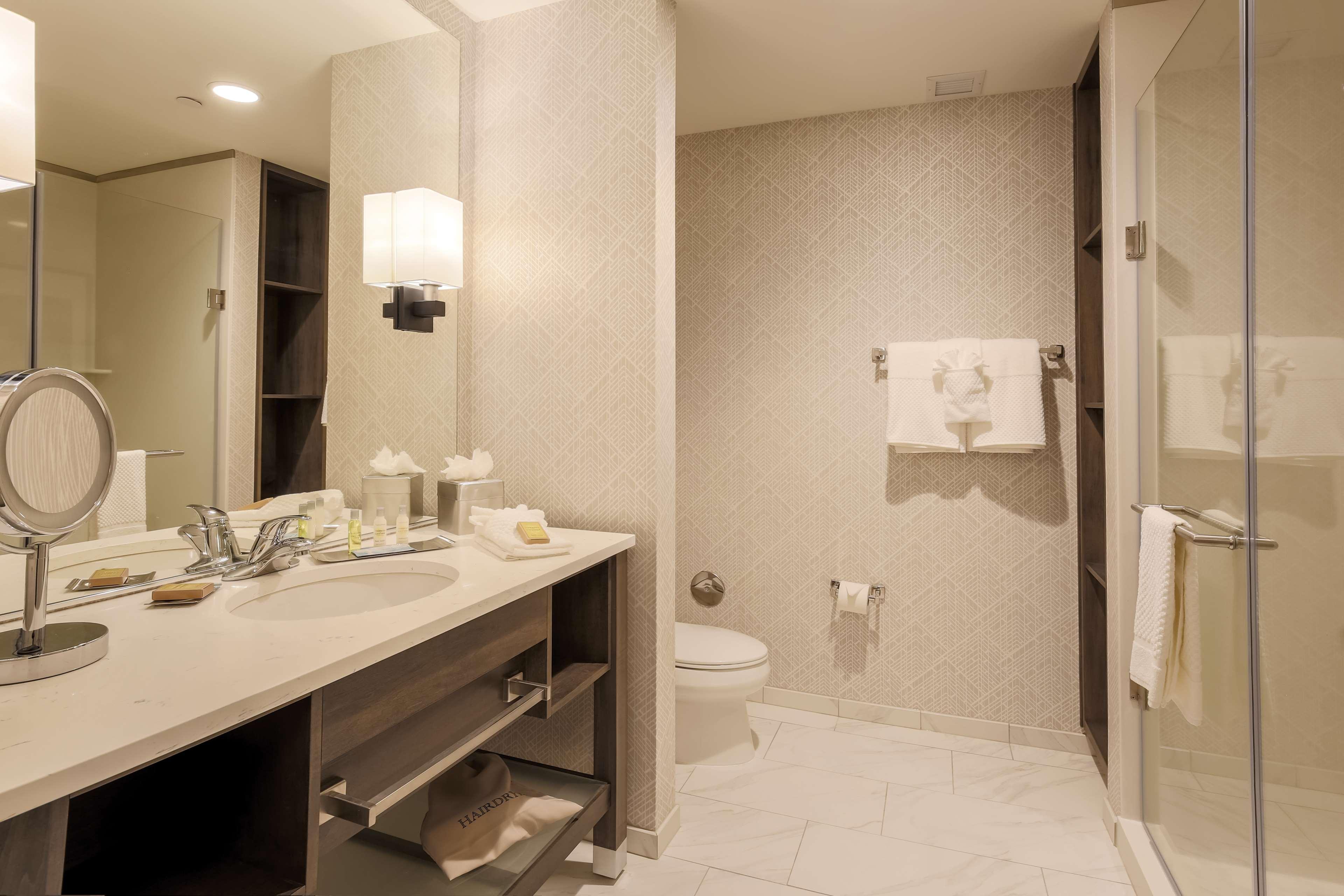 Doubletree By Hilton Hotel